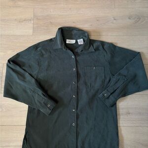 Vintage Dark Green Button-Up Shirt with Chest Pocket